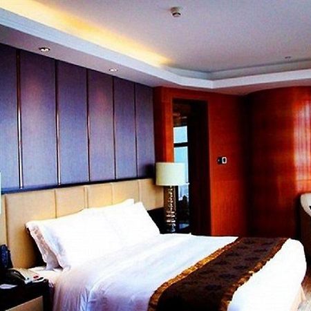 Days Hotel And Suites Mingfa Xiamen Exteriör bild