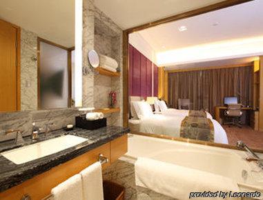 Days Hotel And Suites Mingfa Xiamen Exteriör bild
