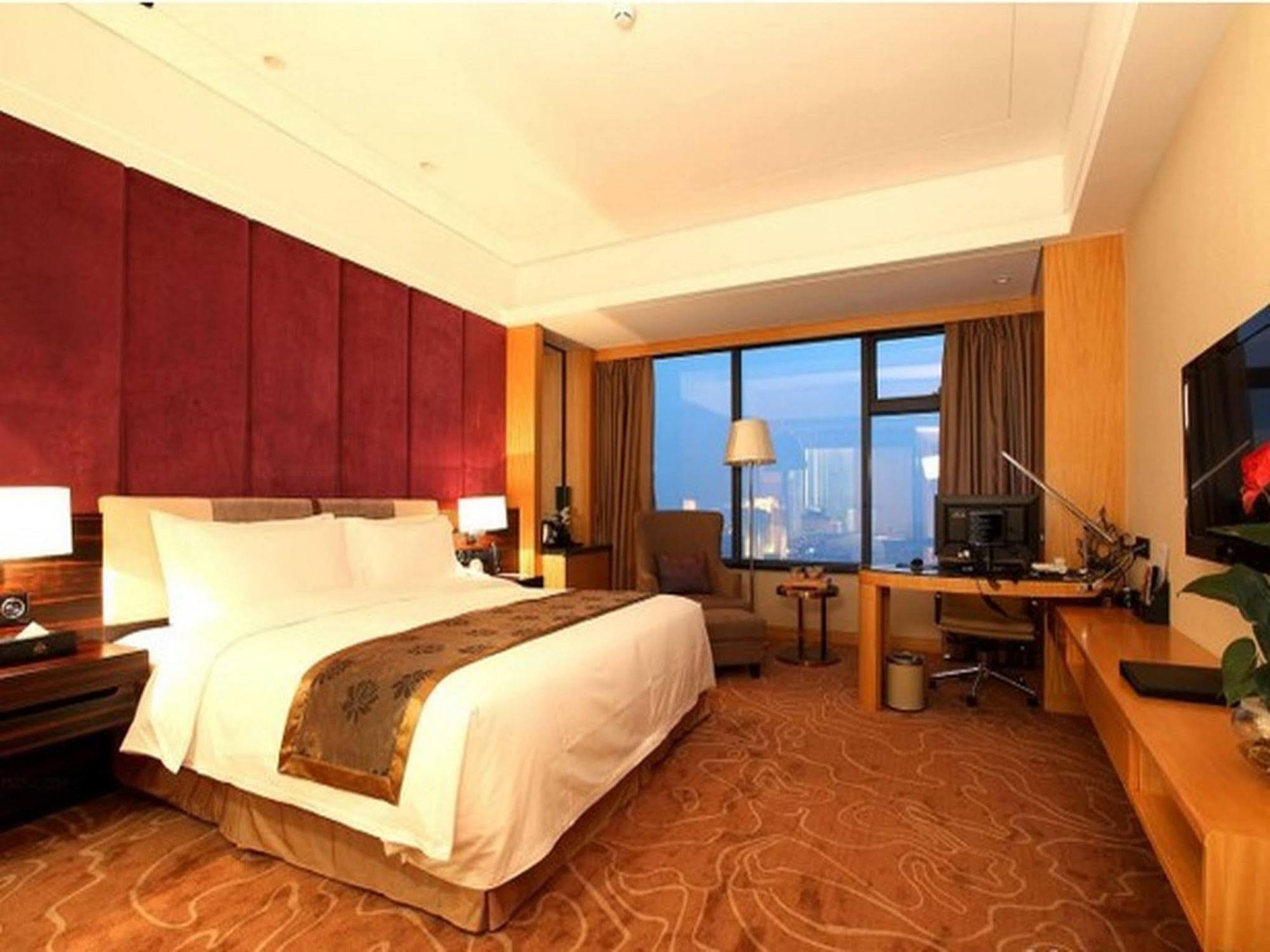 Days Hotel And Suites Mingfa Xiamen Exteriör bild